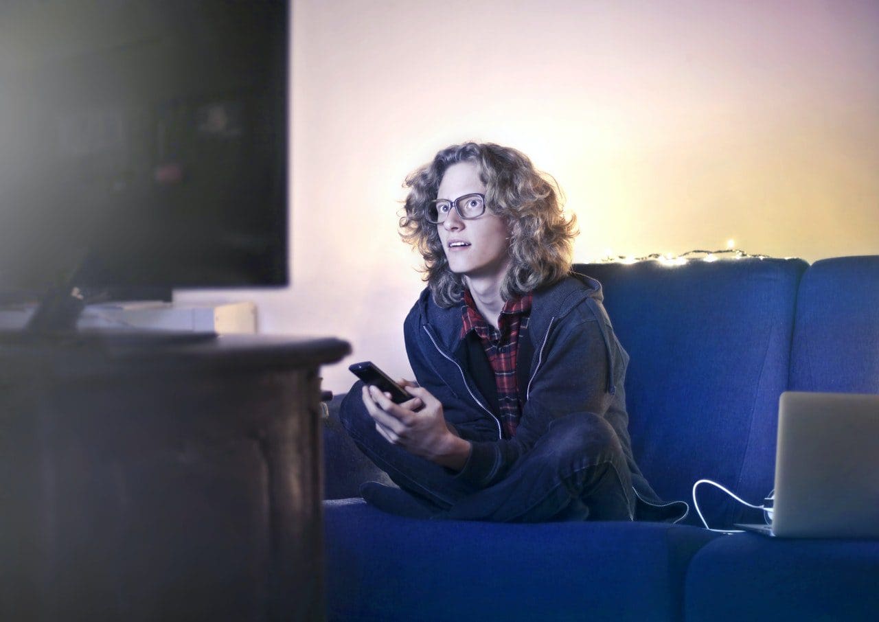 Como Conectar o Celular na TV?
